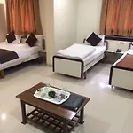 Hotel Mansarovar