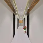 Oyo 16383 Raj Palace