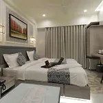 Hotel Elysian Residency