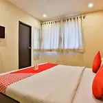 Oyo 2466 Laljis Hotel
