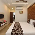 Spot On 6862 Hotel Tulip Plaza