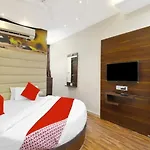 Hotel Avens Inn