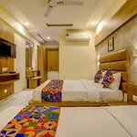 Fabhotel Silver Palace