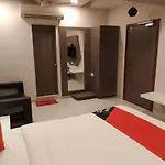 Hotel Airport Inn One