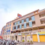 Fabhotel Meritus Inn