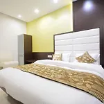 Hotel One Up