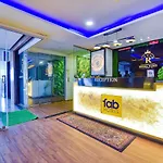 Fabhotel Royal King
