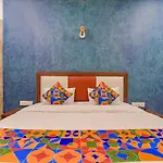 Fabhotel Tulip Plaza
