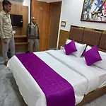 Hotel Karnavati