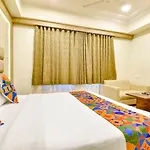 Fabhotel Hill Park