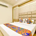 Fabhotel Hill Park