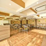 Fabhotel Flora Vastral