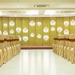 Fabhotel Flora Vastral