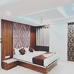 Hotel Sai Villa