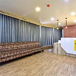 Fabhotel Max Inn