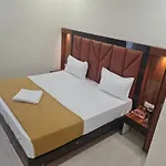 Hotel Maruti And Pg