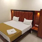 Hotel Maruti And Pg