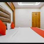 Hotel Safari Inn