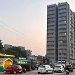 1304 Premium And Fully Furnished Apartment