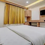 Oyo Hotel Haari Jayati