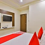 Hotel Khushboo