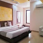 Balaji Hotel