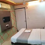 Balaji Hotel