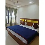 Hotel Paradise, Naroda