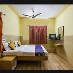 Oyo Hotel Apsara Guest House