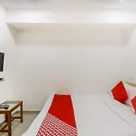 Oyo Hotel D Veeray