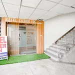 Fabhotel Silver Inn