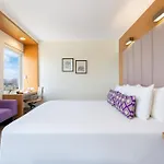 Vivanta Ahmedabad Sg Highway