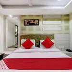 Hotel Gitanjali Inn