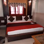 Hotel Madhav