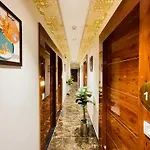 Hotel Avenue Sky