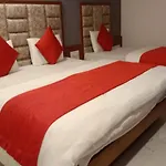 Hotel Lux Inn Ahmedabad