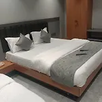 Hotel Relax Inn