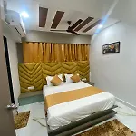 Hotel Hira Palace