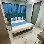 Hotel Hira Palace
