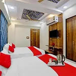 Spot On Hotel Hill Inn