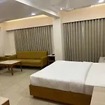 Hotel Flourish International