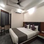 Hotel Earth Inn, Subhash Bridge, Ahmedabad