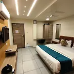 Hotel Kinara