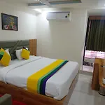Hotel R R