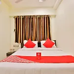 Hotel O Red Apple