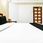 Hotel O Shanti Sadan