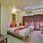 Hotel Kalash Residency