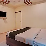 Hotel O Poonam Palace