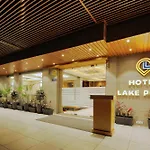 Hotel Lake Point