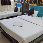 Hotel Bhavya Inn